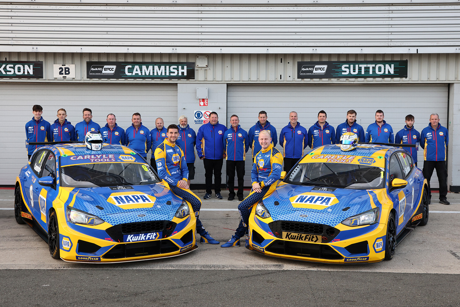 NAPA Racing UK Goes SuperSized NAPA UK