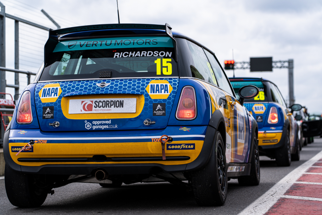 First race for NAPA Truck and MINI’s | Napa