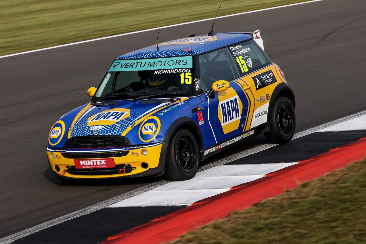 PAUL RIVETT HITS NEW HEIGHTS AT SNETTERTON | NAPA UK